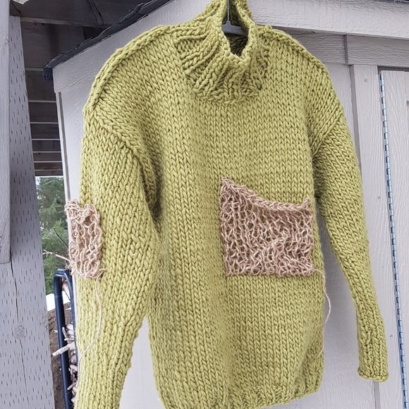 Wool winter set, sweater, matching hat and scarf,olive green color, hand knitted - Picture 2 of 13